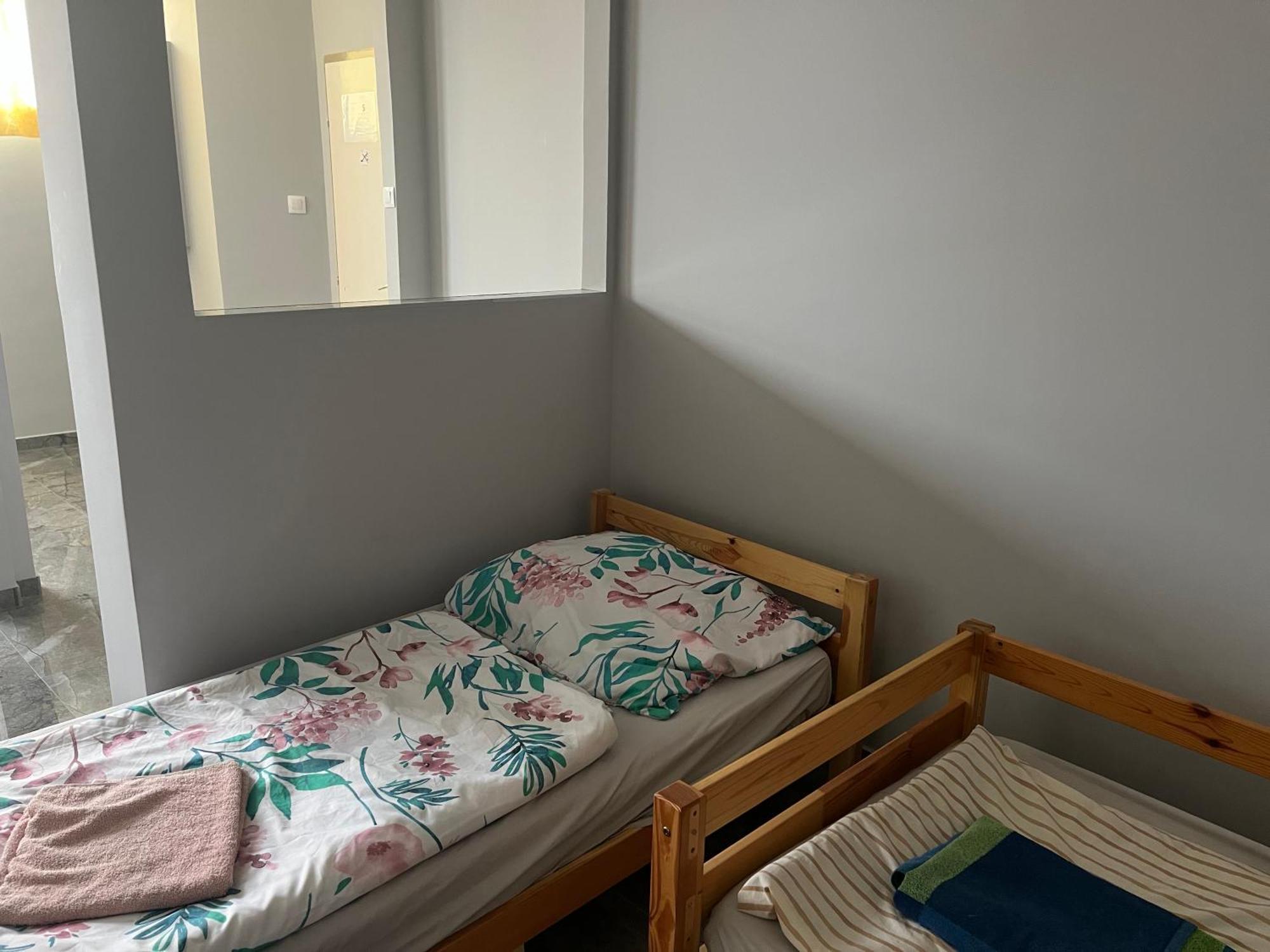 Lilla Motel เฮกเยชฮาโลม ภายนอก รูปภาพ
