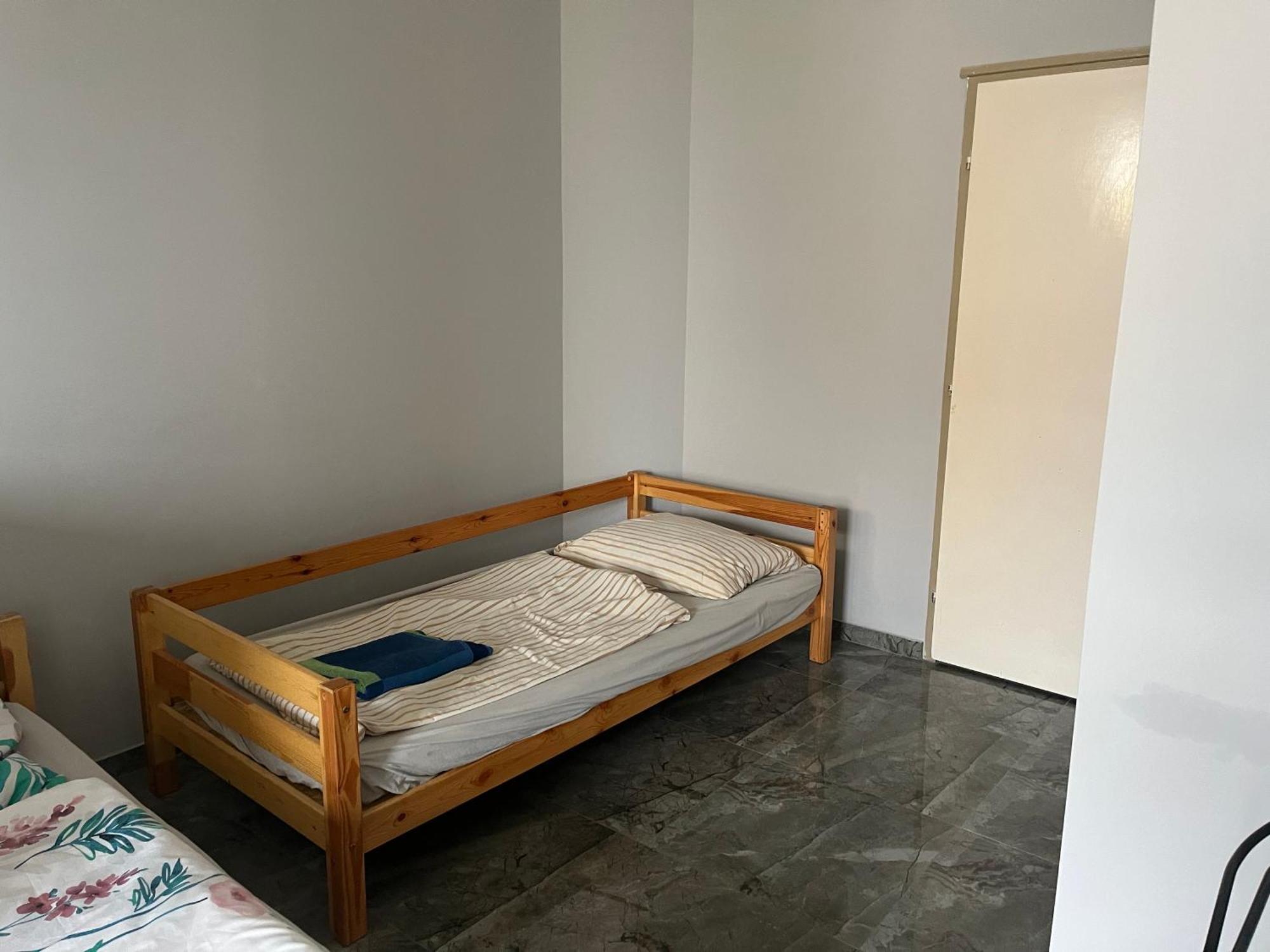 Lilla Motel เฮกเยชฮาโลม ภายนอก รูปภาพ
